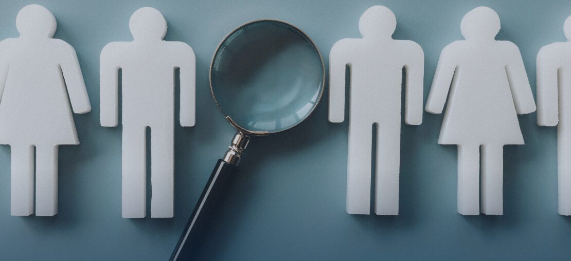 Análise se vale a pena investir em assessoria de recrutamento de executivos, prós, contras e dicas. Insights da Foursales.