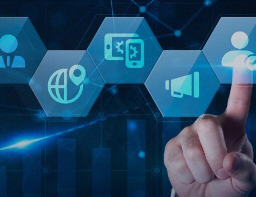 Saiba o que são empresas de executive headhunting, por que usá-las no Brasil e benefícios. Guia da Foursales.