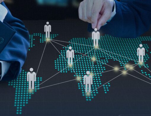 Razões para contratar headhunters na expansão de negócios em vendas, vantagens e estratégias. Foursales.