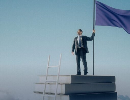 Veja como o inglês melhora prospecção, negociação, acesso a tendências e execução em vendas e marketing, aumentando performance e crescimento profissional.
